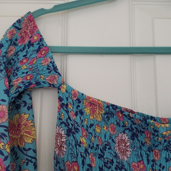 Off the shoulder dress - Picture 2 of 6